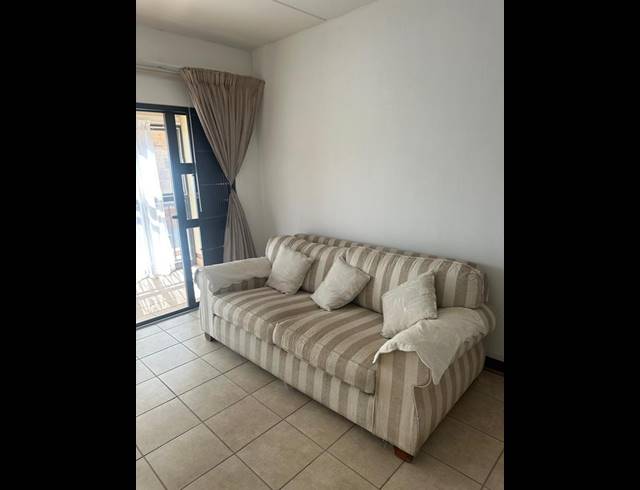 2 BEDROOM TOWNHOUSE FOR SALE IN BRENTWOOD